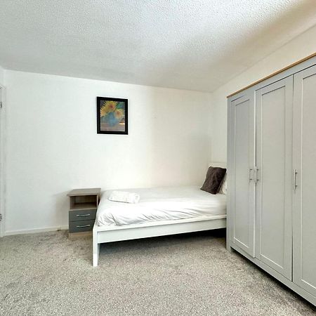 The Alnham, Large 3 Bed Apartment, Close To The City Newcastle upon Tyne Bagian luar foto