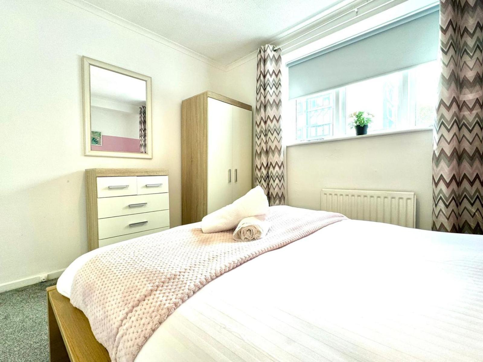 The Alnham, Large 3 Bed Apartment, Close To The City Newcastle upon Tyne Bagian luar foto